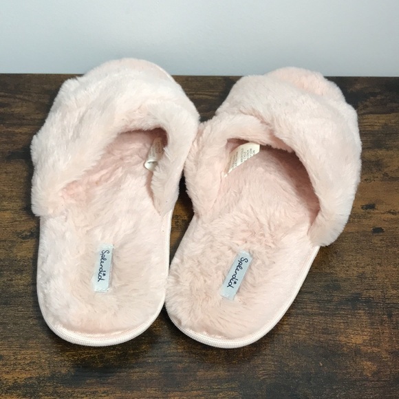 Splendid Womens Super Soft and Cozy Pink Slippers M/L - Picture 3 of 8